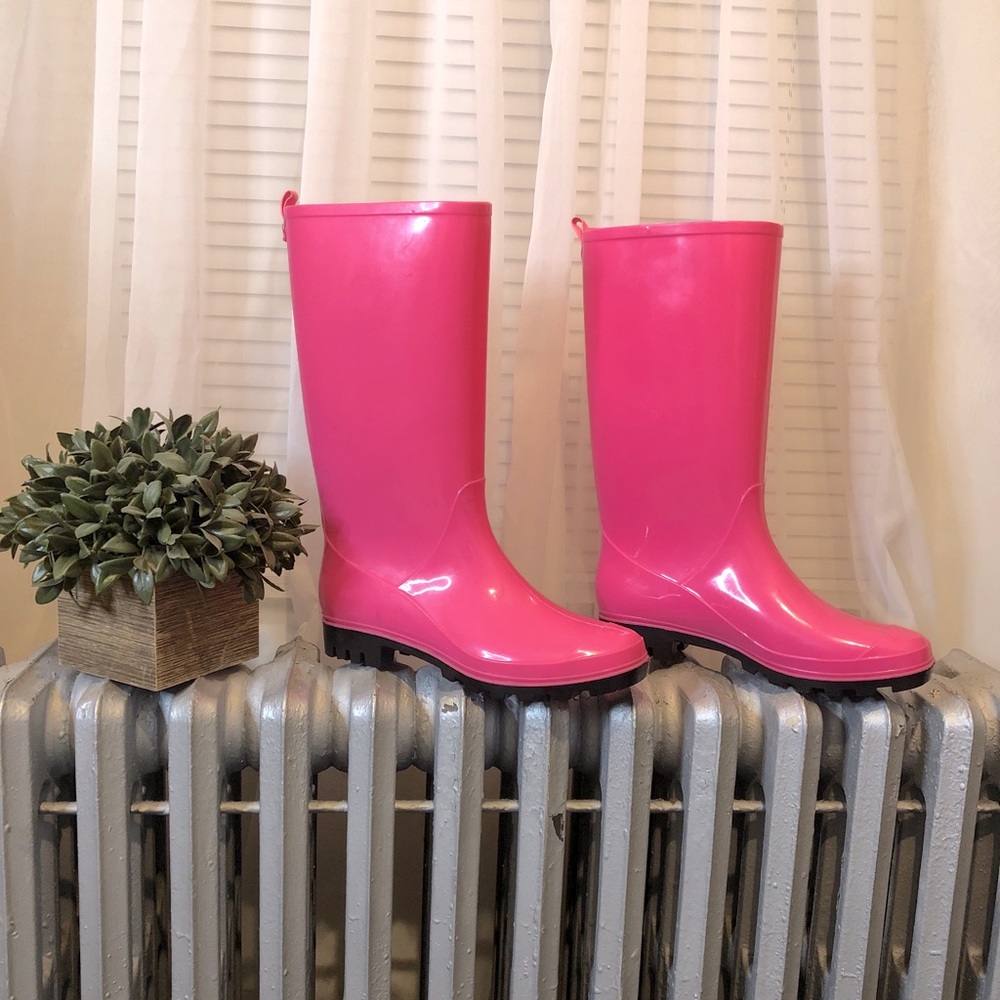 Billito Pink Rain Boots (Size 8)